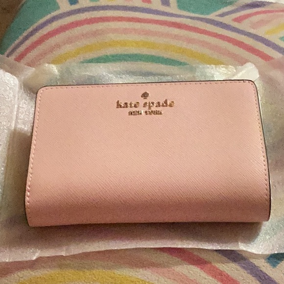 kate spade Handbags - Kate Spade LKO Staci